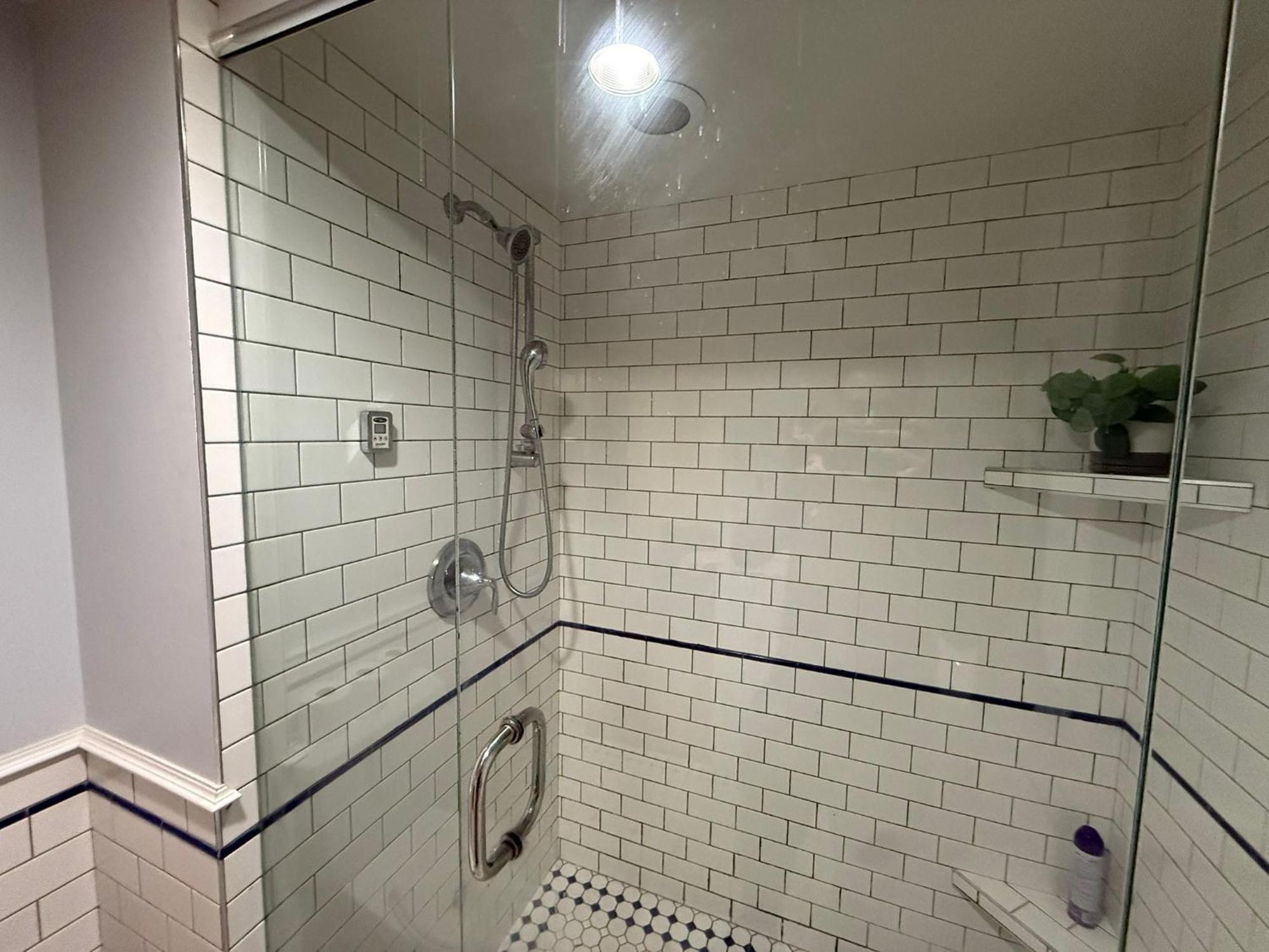 Vancouver Holiday Home- Close To Shopping, Beach, Ubc And Downtown المظهر الخارجي الصورة